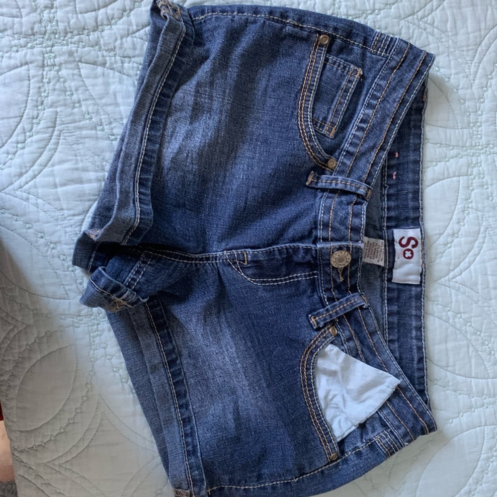 Jean short shorts